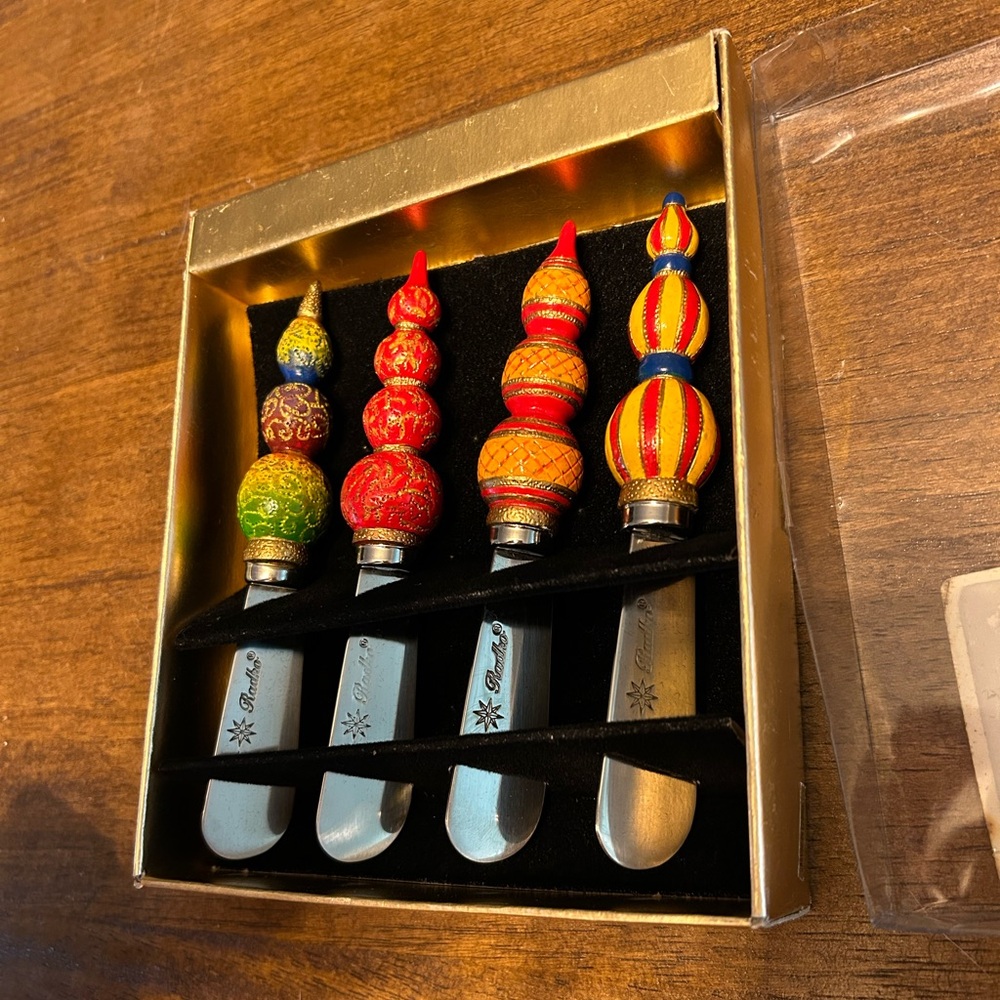 Christopher Radko Festive Home For The Holidays Multicolor Paté Knives Set of 4 - Picture 3 of 4